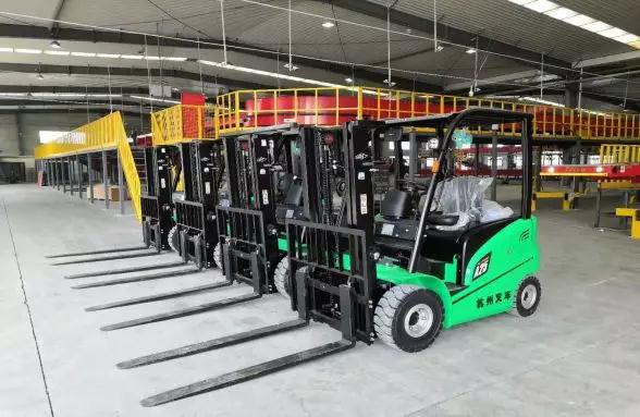 杭州叉車 | 4招電動叉車電池防凍術